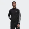 ADIDAS Primegreen Essentials Warm-Up 3-Stripes Trainingsjack -Regatta Verkoop primegreen essentials warm up 3 stripes trainingsjack