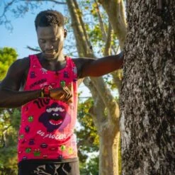 RUNNING SHIRT #MONSTERS Voor HEREN - KAMUABU Roze Tanktop -Regatta Verkoop running shirt monsters voor heren kamuabu roze tanktop 3